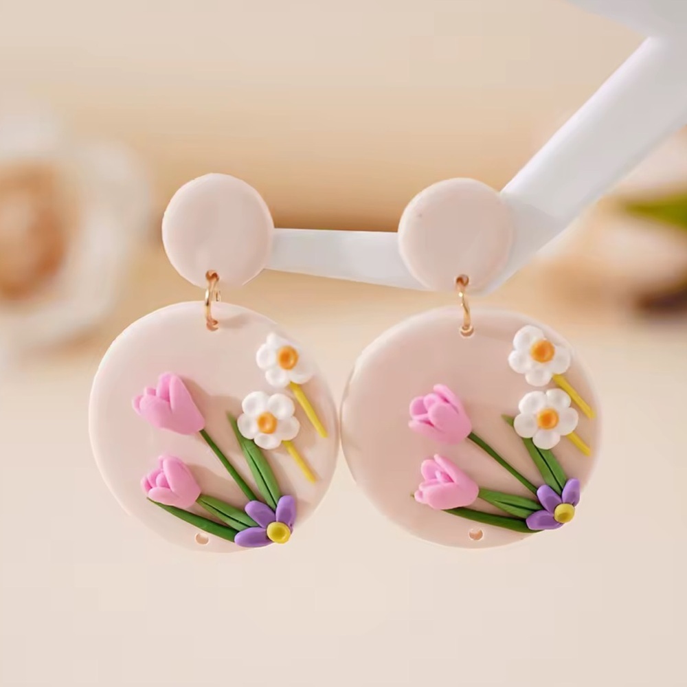 Handmade Floral Polymer Clay Earrings in Pink and White NWOT